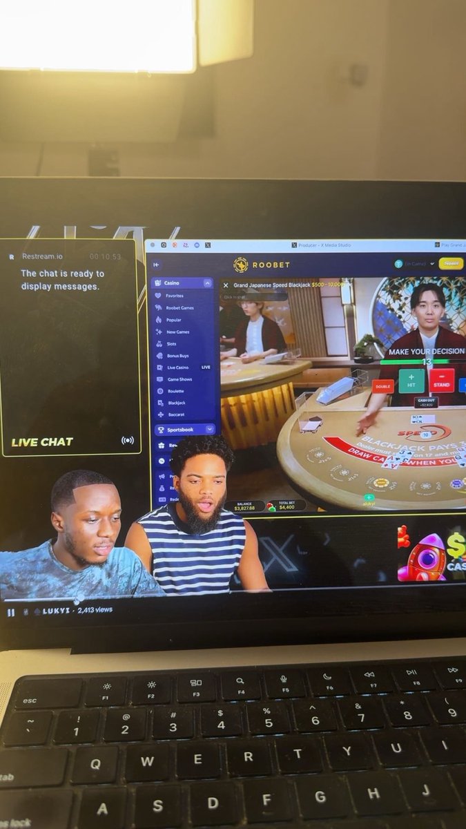 ♠️ L U K Y I tweet media