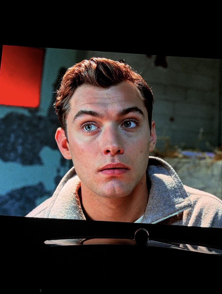 W (LA 3/5-8) tweet media