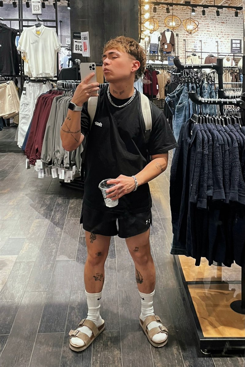 Delulu Labubu ✨ tweet media