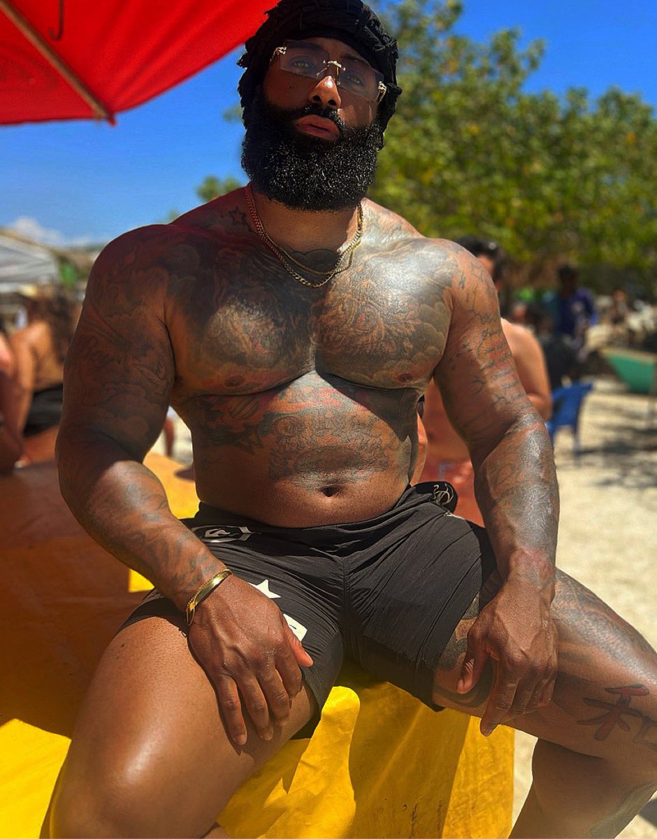 MenOfColorConnect tweet media