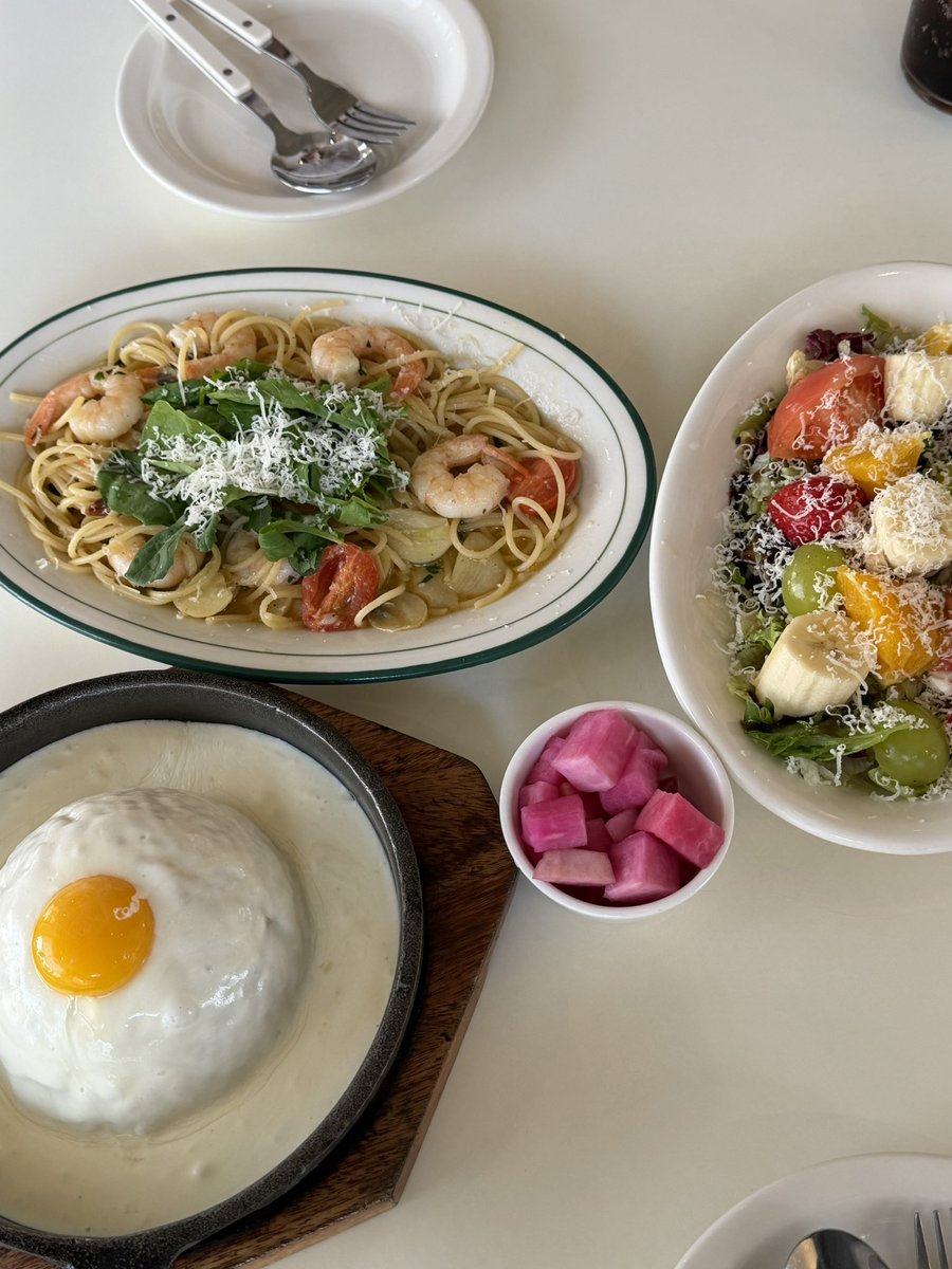 📍대구 라일락식탁

귀여운 고양이들 보며 맛있는 음식 먹고 힐링 🐈♡🐈‍⬛