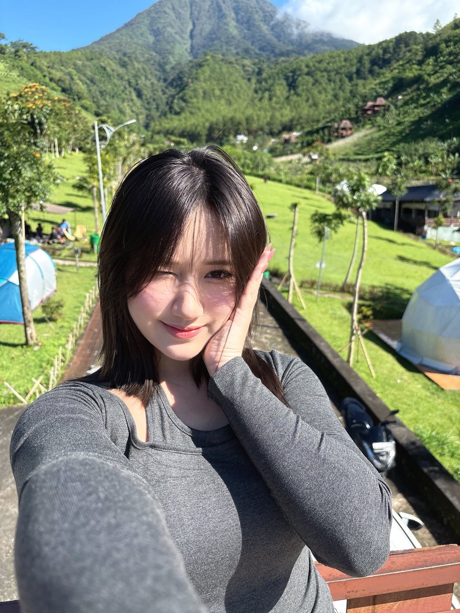 Cathleen Nixie tweet media