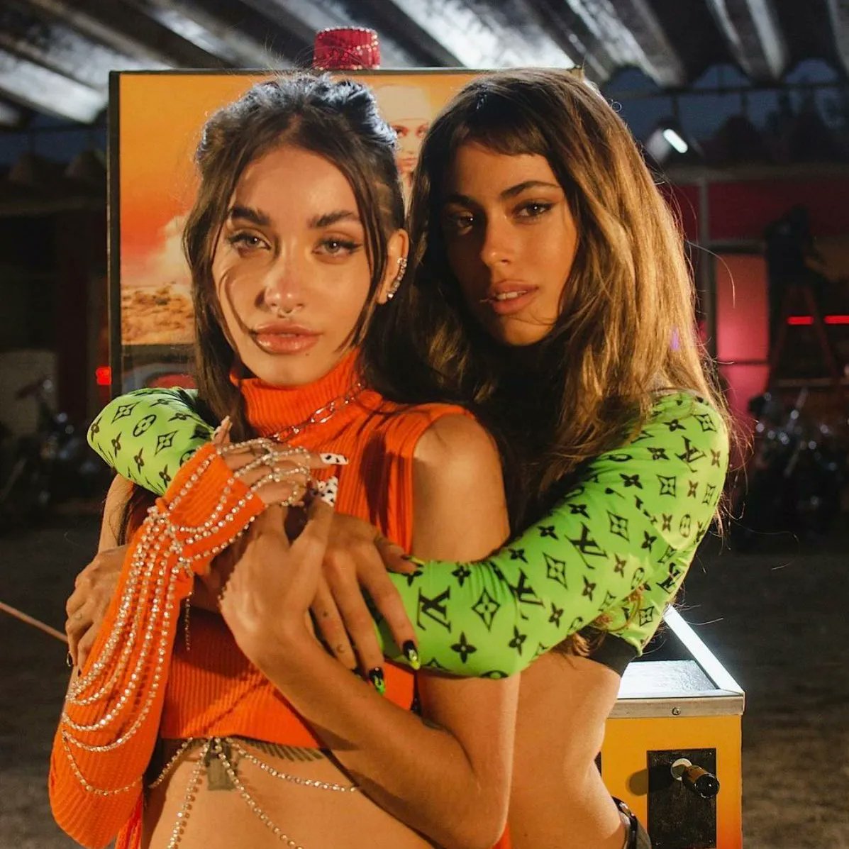 D☆NN☆TIC 🪞 tweet media