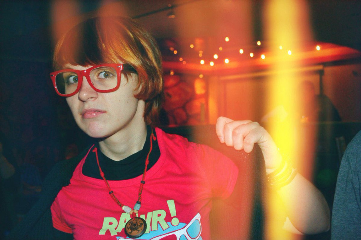 Волчара злобная подружка Даники tweet media