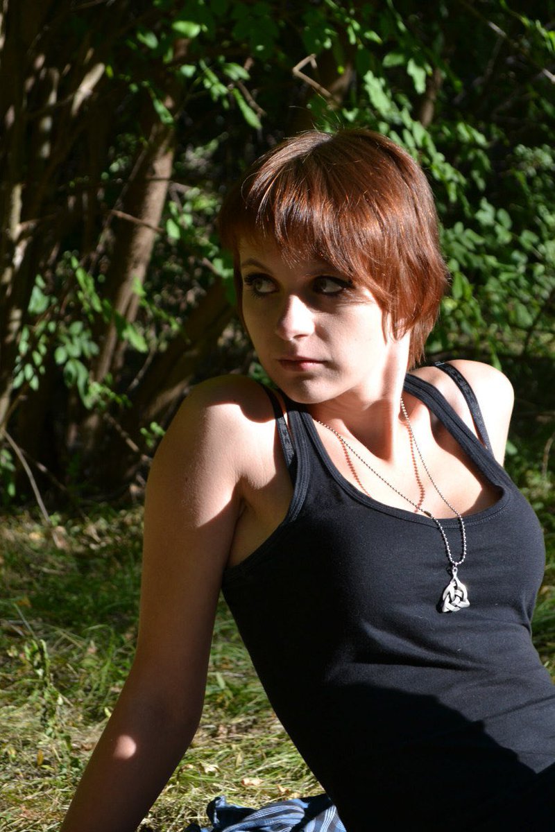 Волчара злобная подружка Даники tweet media