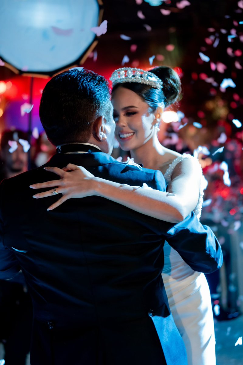 Eva Daniela tweet media