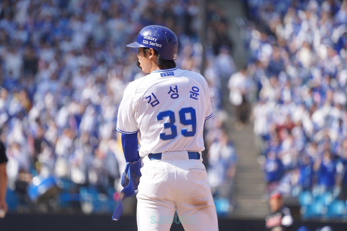 스뜌ꕤ tweet media