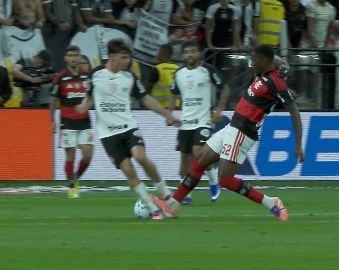 Lucas Martins tweet media