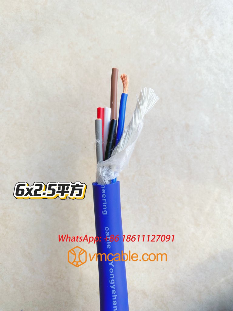 Konsnhunter tweet media