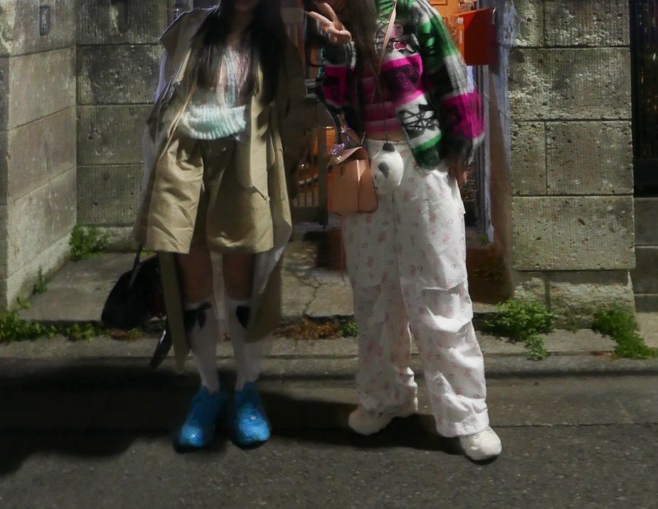 hitomi :::: tweet media