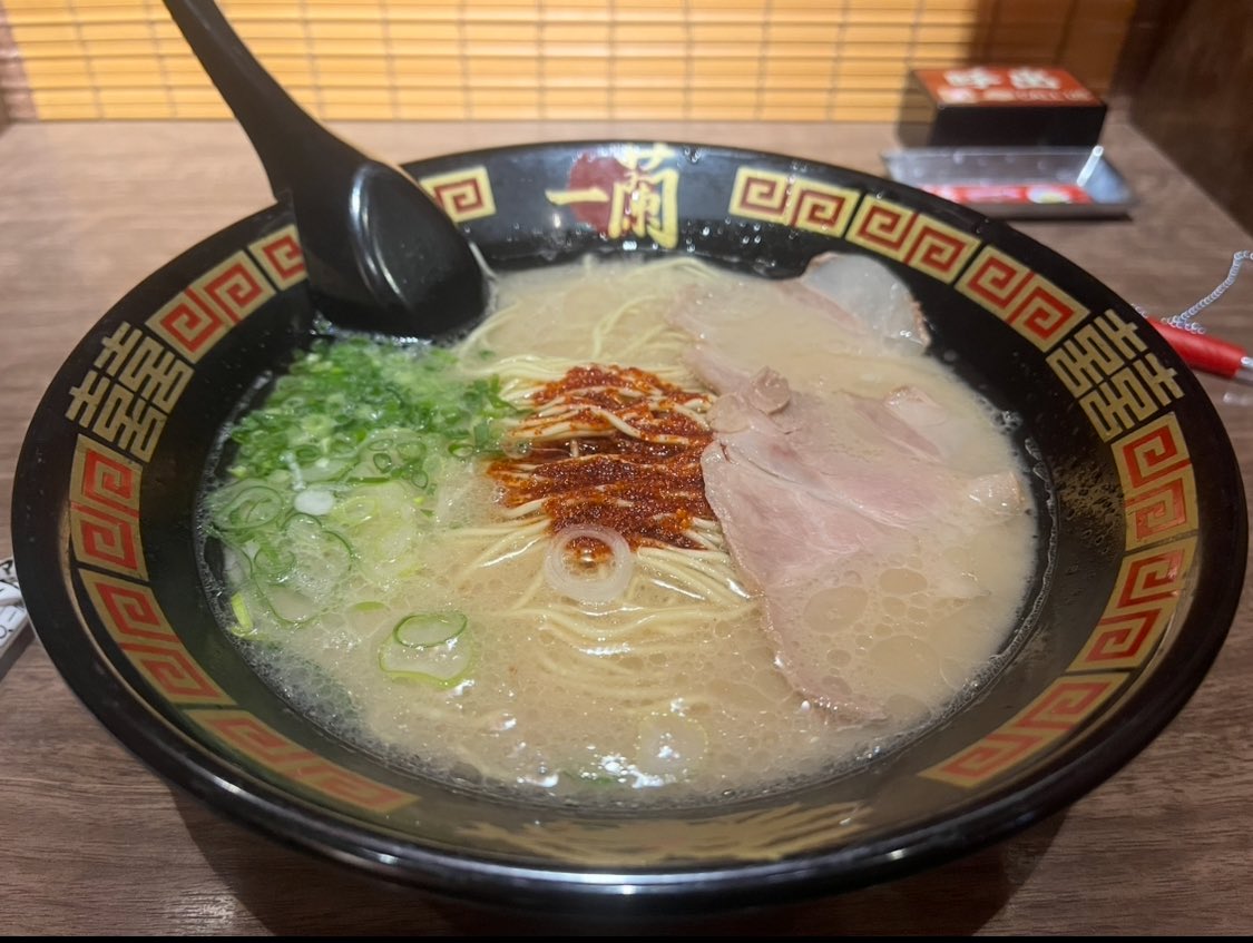 くろむ tweet media