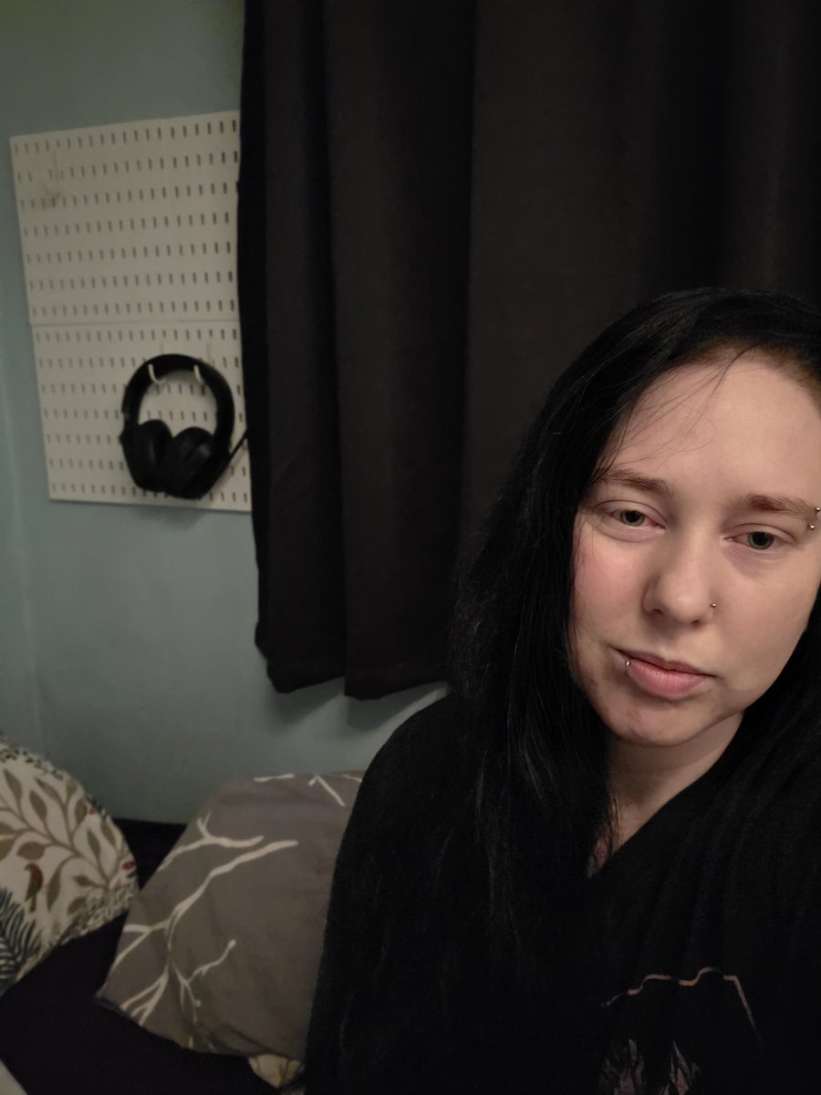 ʎɯɯɐs ⚢ tweet media