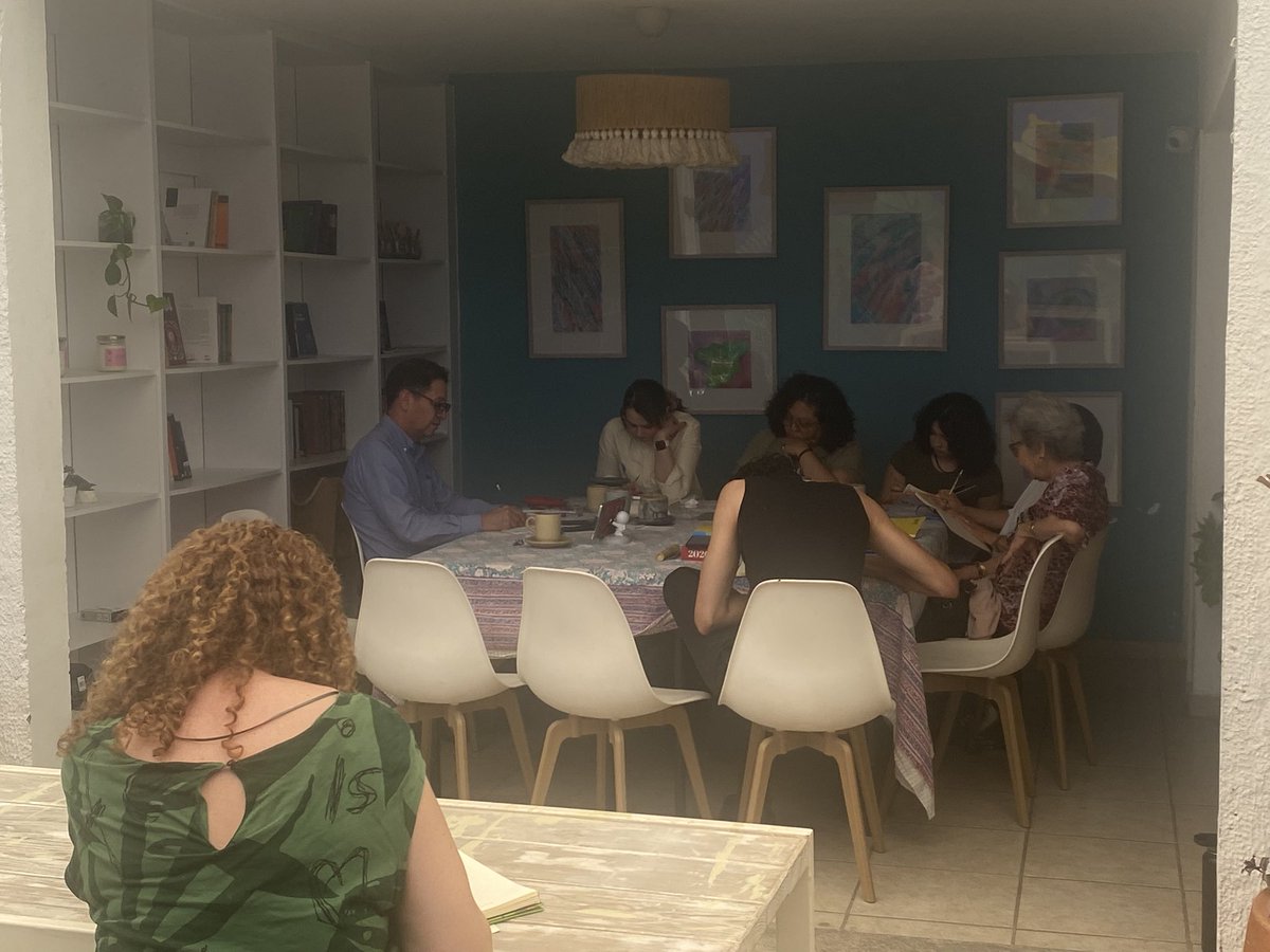 Al gravitar rotando tweet media