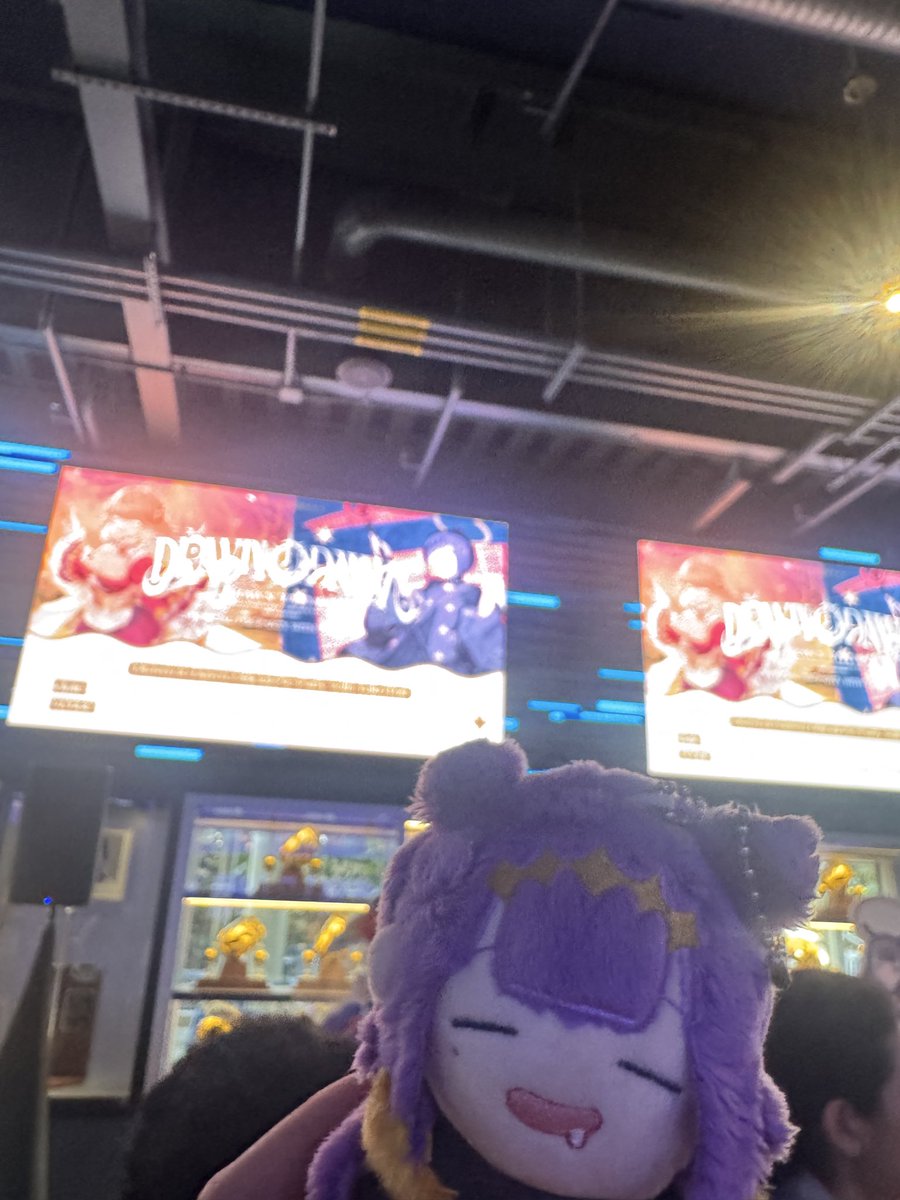 albertoe tweet media