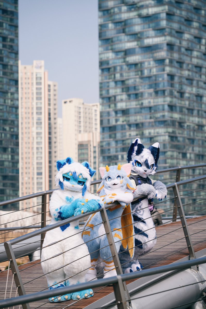 그니 GUNI tweet media