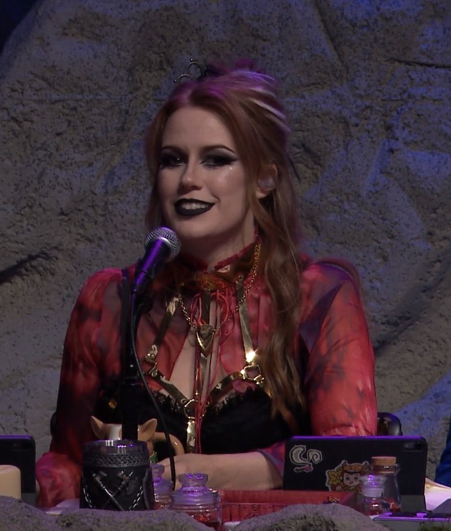 daily laudna tweet media