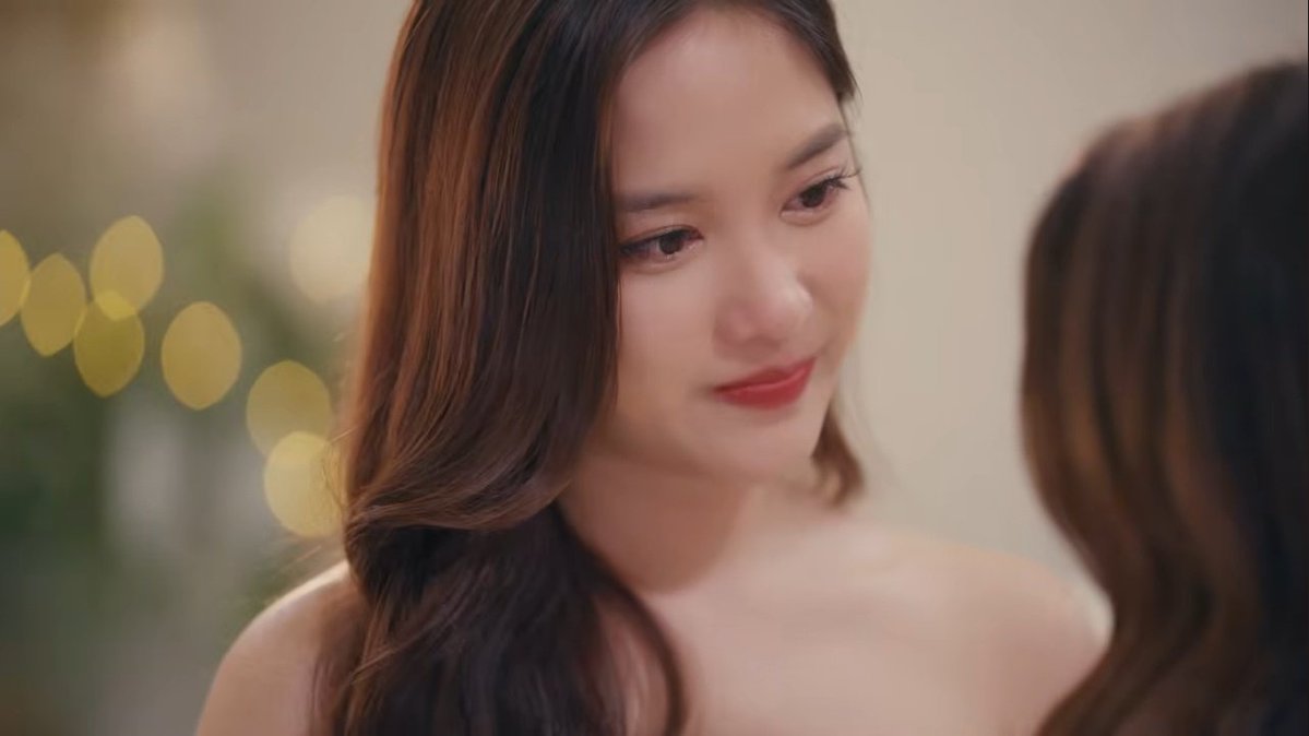 the man who can't be moved tweet media