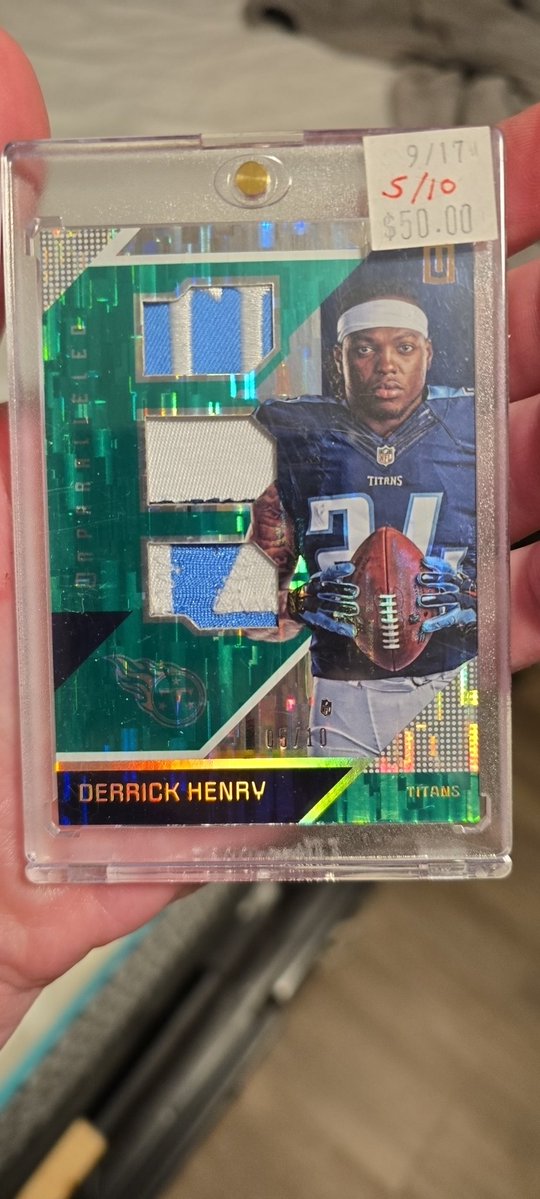 Straight Off The Couch 🥱 tweet media