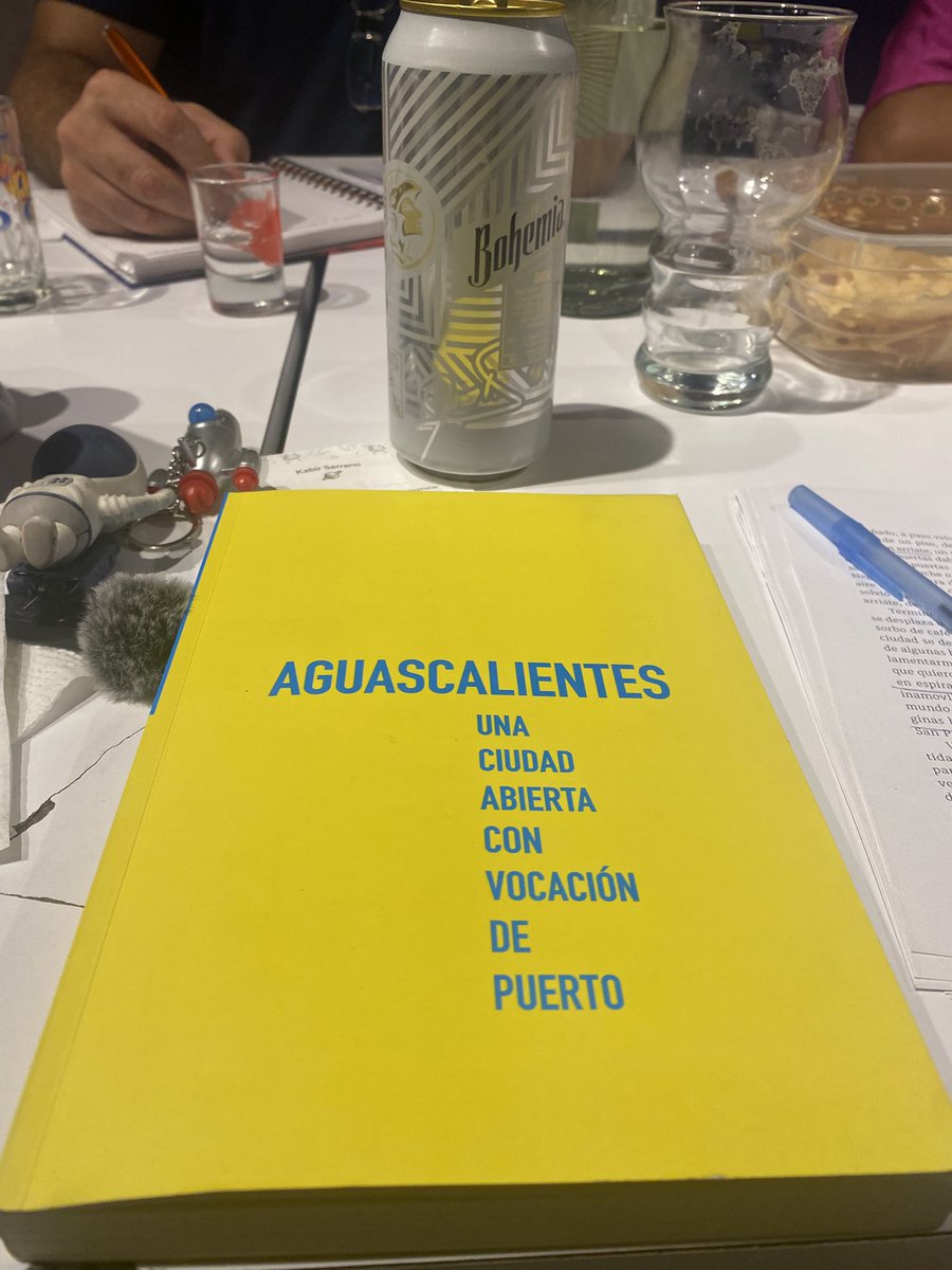 Al gravitar rotando tweet media