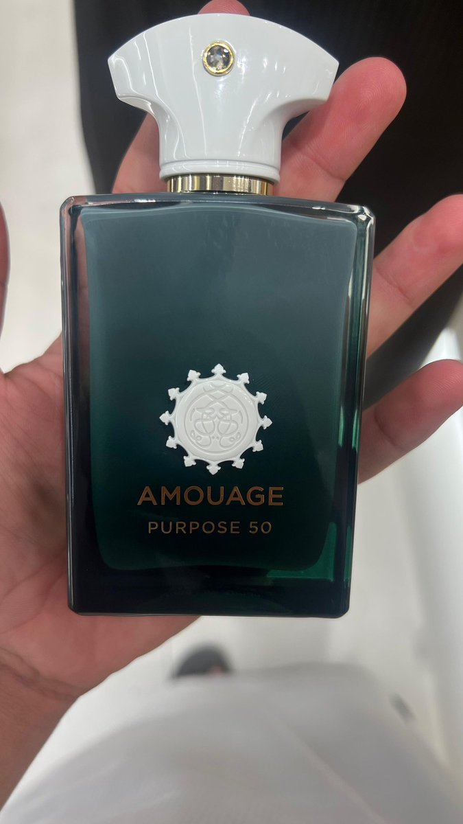 {عبدالله هاوي وعاشق للعطور } tweet media