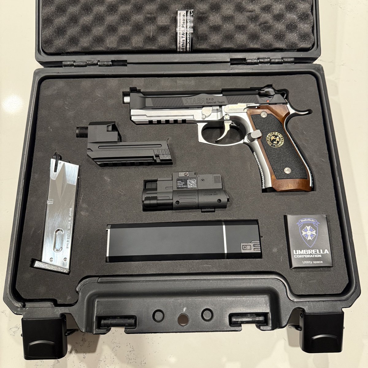 The Photoshop Guy tweet media