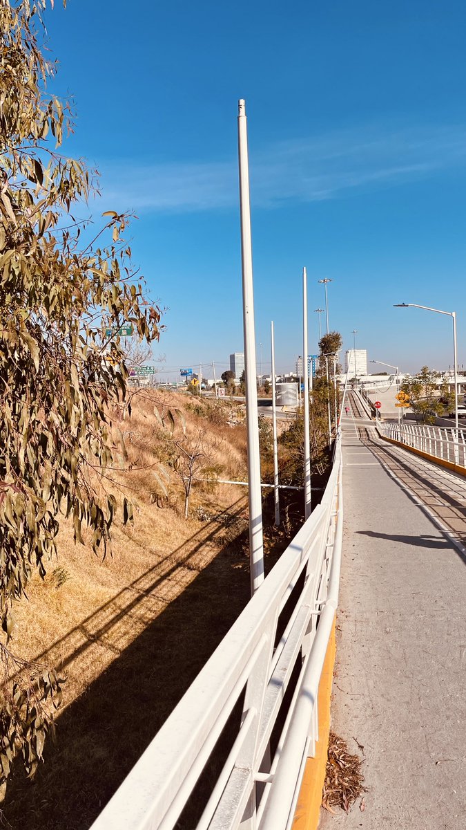 64jcrg's tweet photo. @Trafico_Puebla @PueblaAyto https://t.co/Ln8PlvmmMl