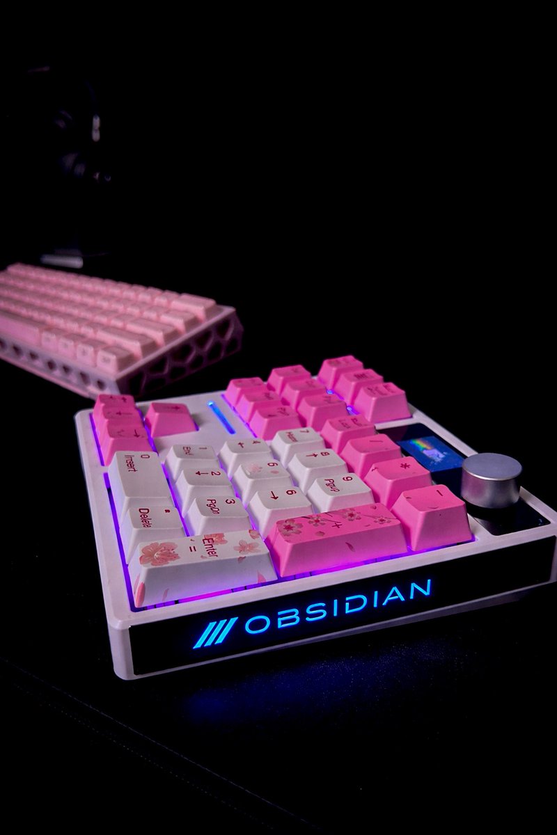 cryptojay75's tweet photo. #BOYI #Collab #MechanicalKeyboard https://t.co/KFBQ8v3aQ7