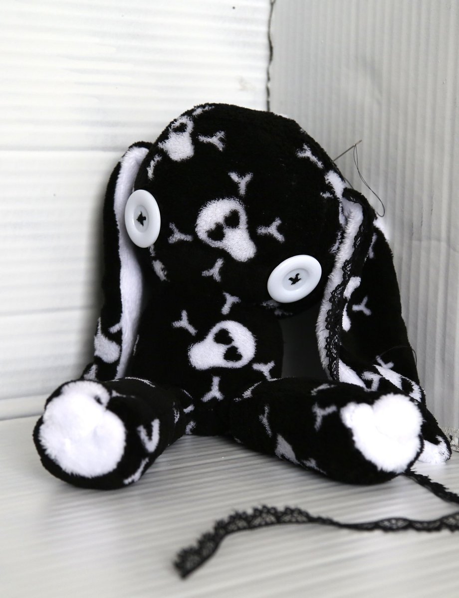 𝚜𝚌𝚢𝚝𝚑𝚎 (@scythepuppy) on Twitter photo 