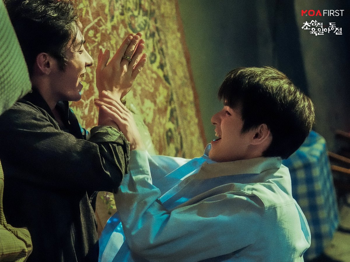 MOA 모아 tweet media