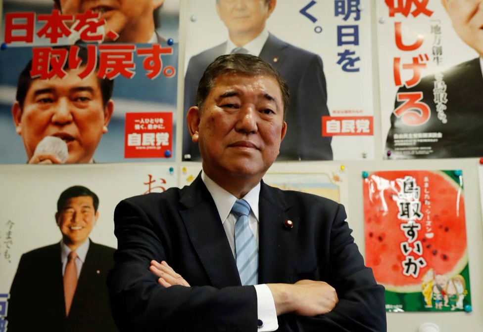 RobertPlausible tweet media