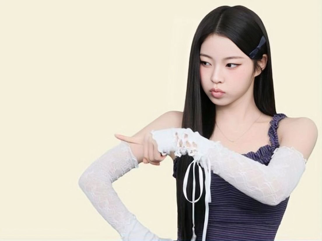 Ninzykiel's tweet photo. ₊✩‧₊˚౨ৎ˚₊✩‧₊
hello, #nswers! it’s kyuromi !! (˶˃𐃷˂˶)
know about me:
-predebut stanner ⋆.𐙚 ̊
- i’m very online on twt and dc (will interact w/ everything, lets me moots !!) 。𖦹°‧
- i love kyujinnie 🐈⬛😽
- ults: #nmixx #njz #twice https://t.co/QHNAvKtZ69