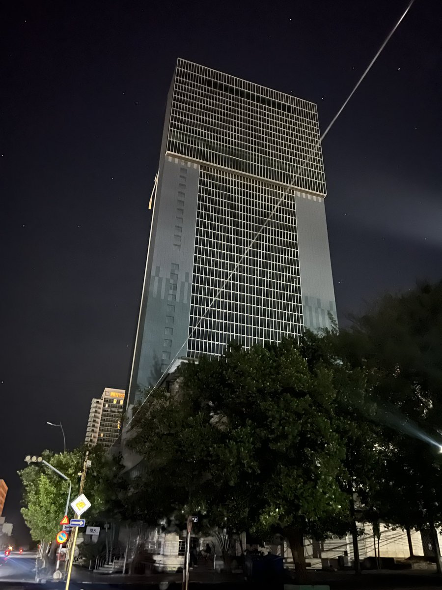 davidholamigente tweet media