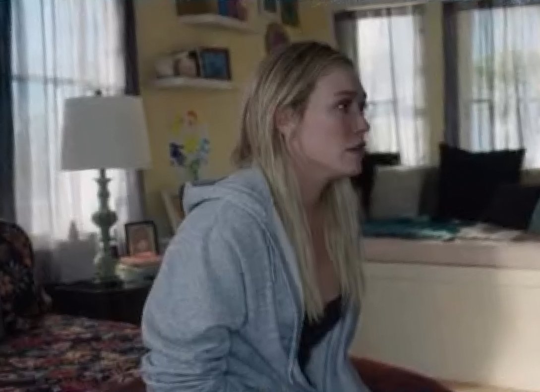 Hilary Duff Diary tweet media