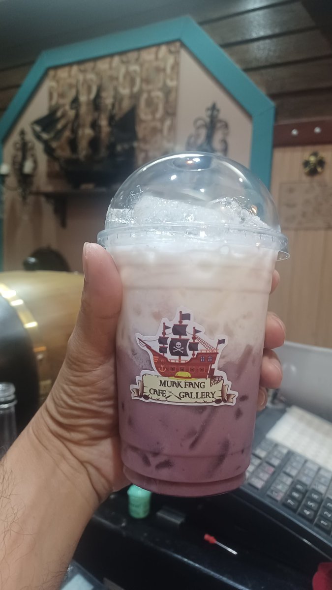 MuakFangCafe's tweet photo. เป็นคาเฟ่ ที่อาหารเครื่องดื่มไม่แพง
ร้าน สวยหรู ไม่เหมือนที่ไหนๆ
ห้องแอร์เย็นๆ เปิดทุกวัน
มาเที่ยวกันเยอะๆนะครับ -/\- https://t.co/XtuzLj0UE2