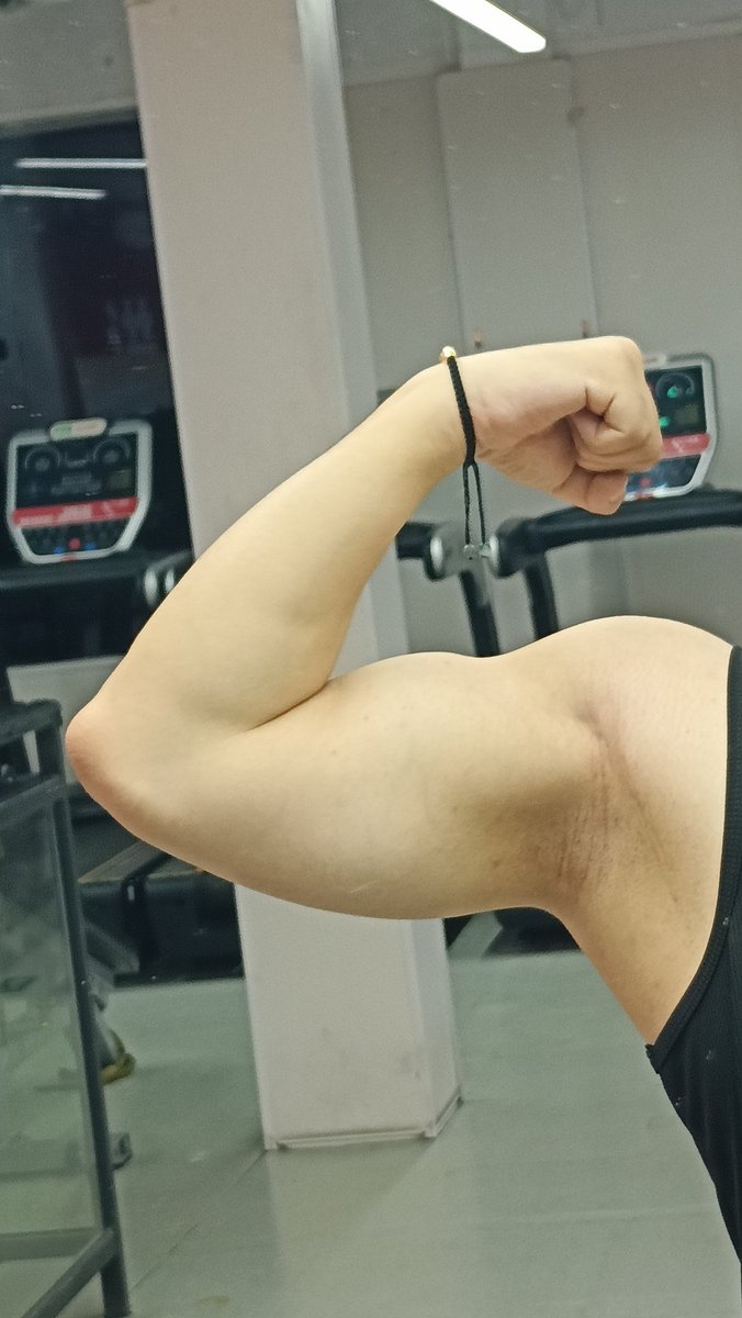 藏 蓝 君 tweet media