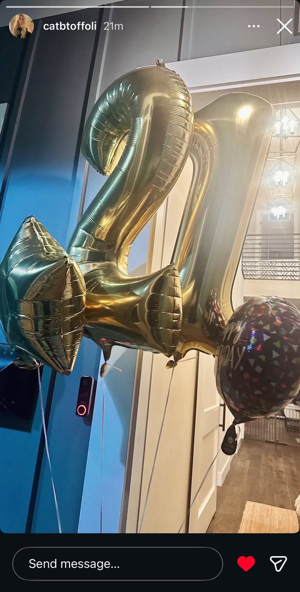 ⋆｡˚ asha 🦈 ⁵¹ tweet media