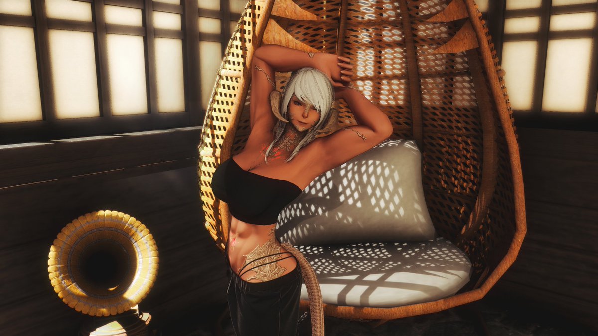 Ebrithalia tweet media