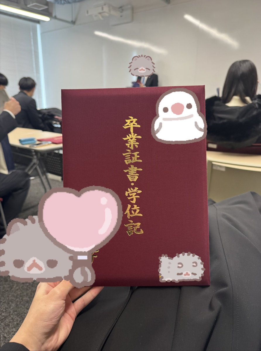 lovelykaty tweet media