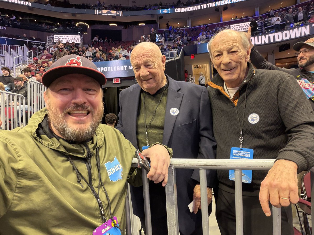 zzsmiller's tweet image. I enjoyed the @NCAAWrestling this past weekend with great friends, athletes and coaches! #CLE #OHIO