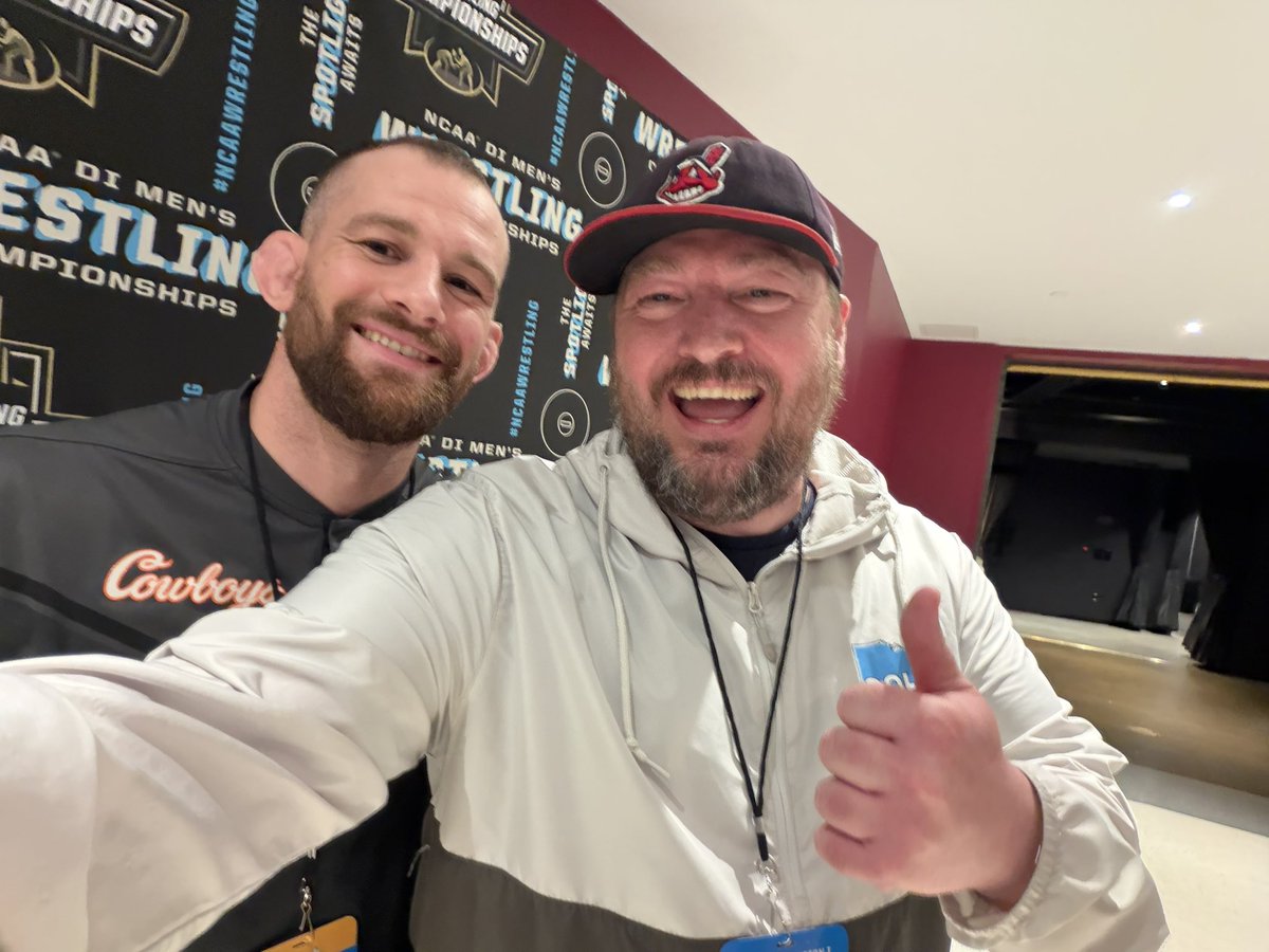 zzsmiller's tweet image. I enjoyed the @NCAAWrestling this past weekend with great friends, athletes and coaches! #CLE #OHIO
