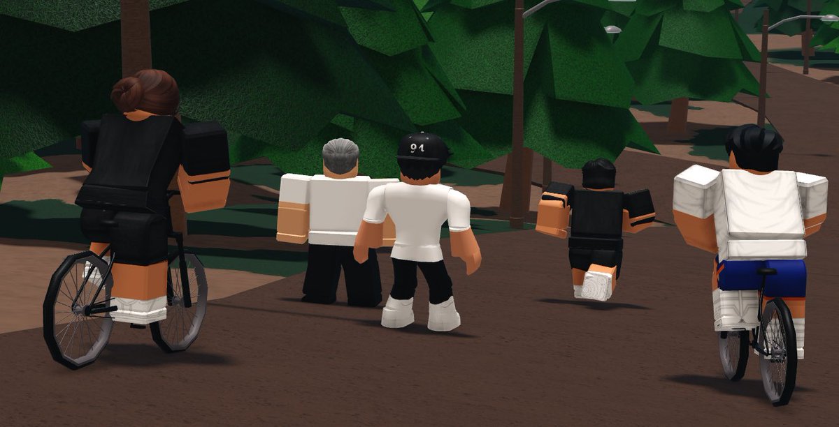 Secretary Cohen and I are staying healthy through keeping up with the exercises since our American Marathon! Secret Service could barely keep up!