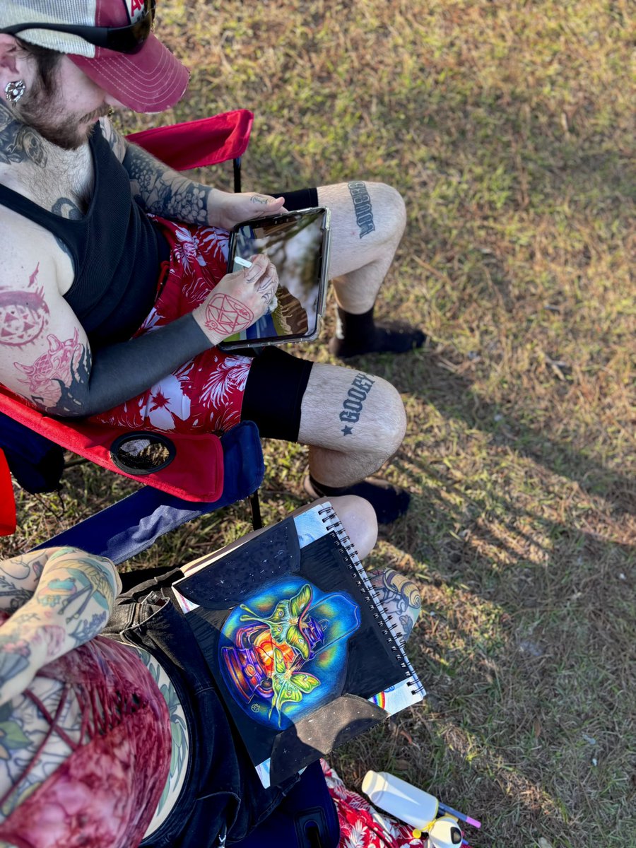 larn 🦊💛💋 tweet media