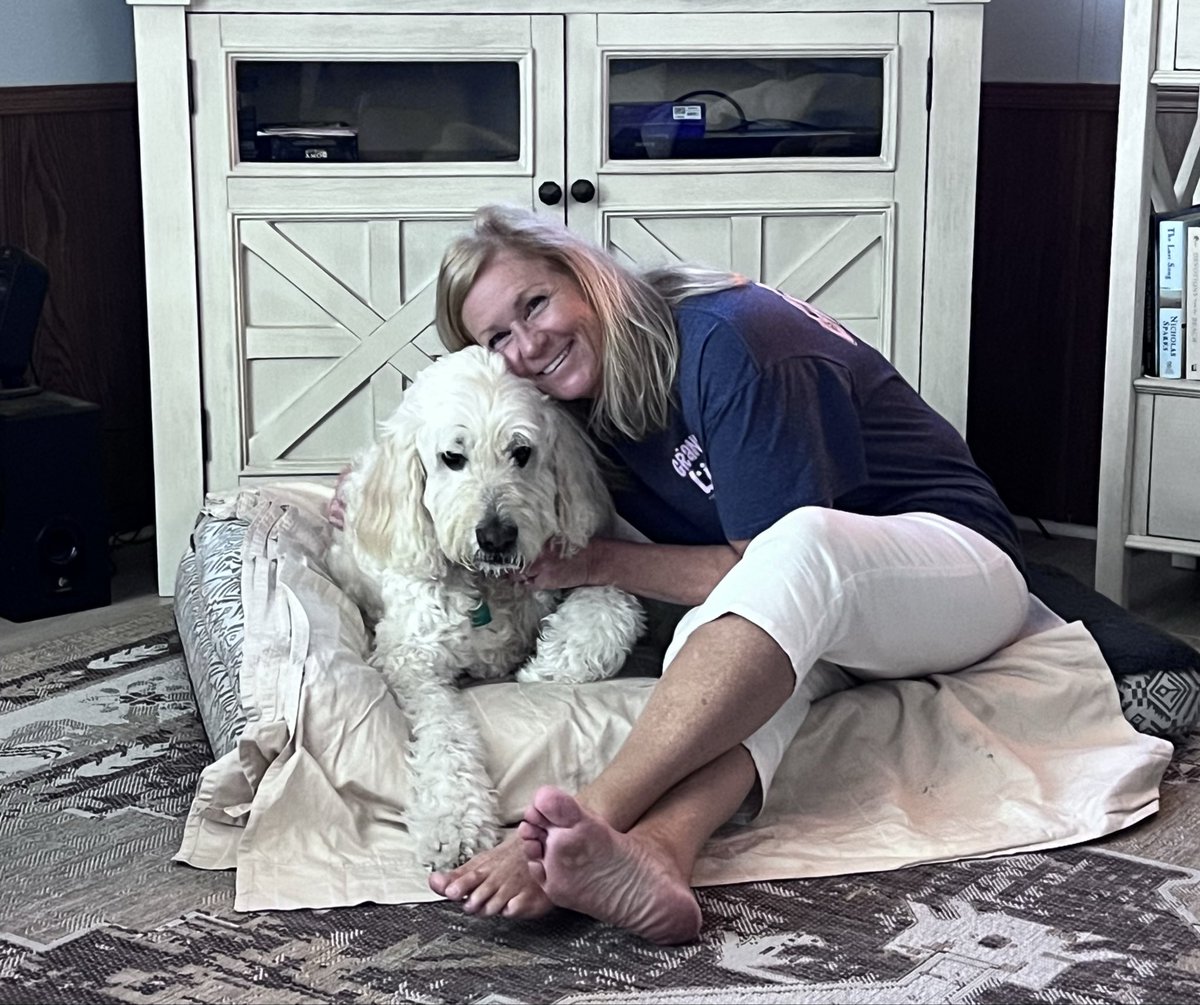 EISalty's tweet photo. @TuckerPoodleMA Me and my best buddy 😔 I miss this sweet boy Oscar. 6/1/2010-5/31/2024. https://t.co/mP27KmvI9W