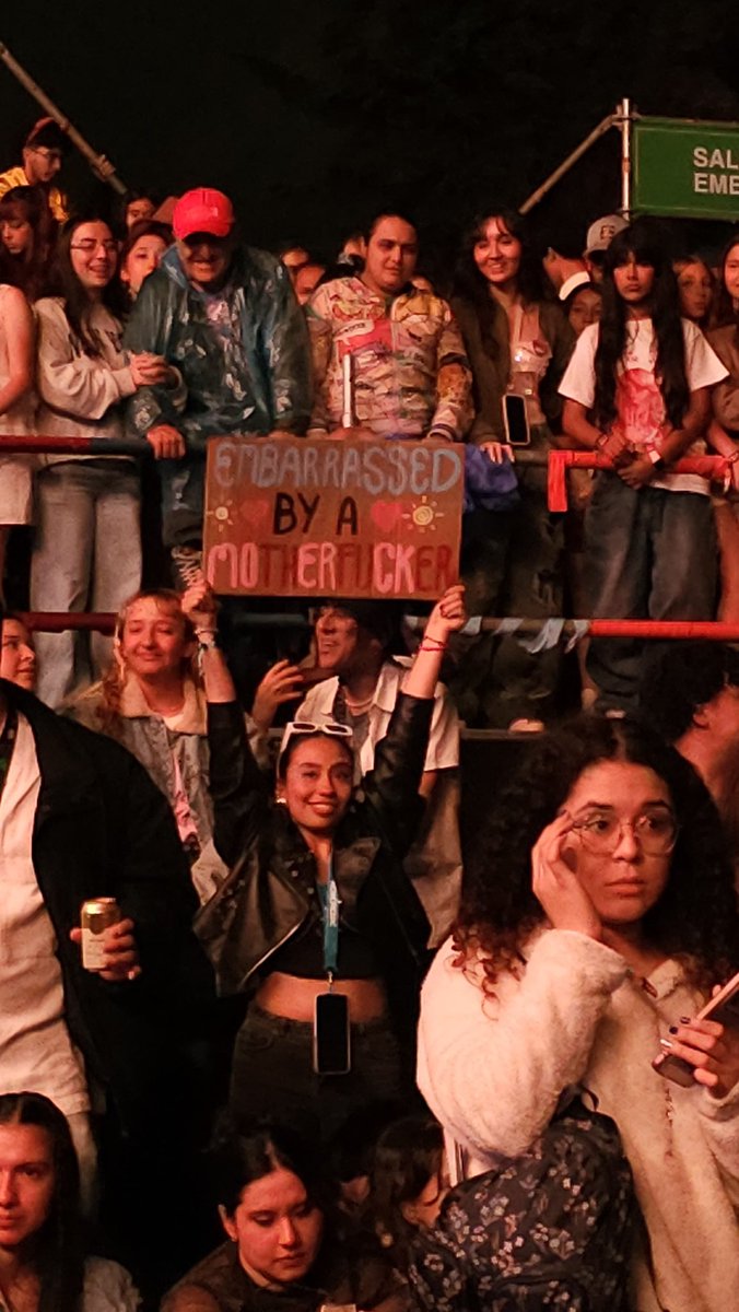 UMusicColombia's tweet image. 🩷 todo porque llega: @SabrinaAnnLynn ✨🫶🏻

#sabrinacarpenter #fep