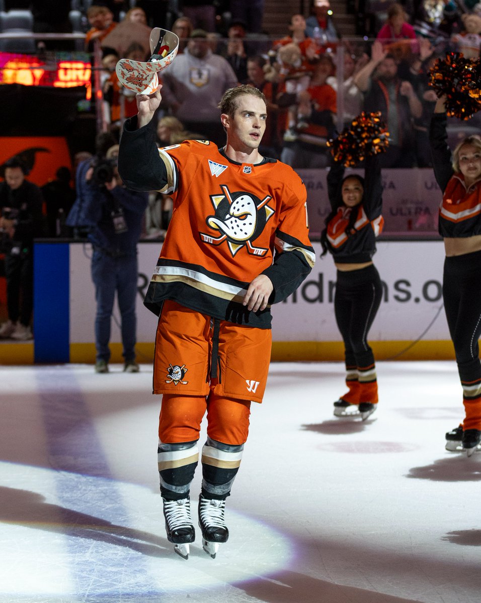 Anaheim Ducks tweet media