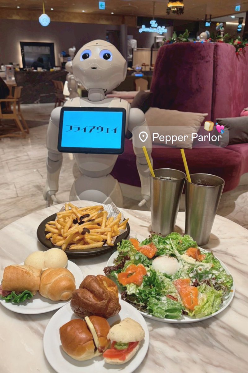 kchul2o6's tweet photo. パンたくさん食べた❕
#pepperparlor https://t.co/8StvkpqURB