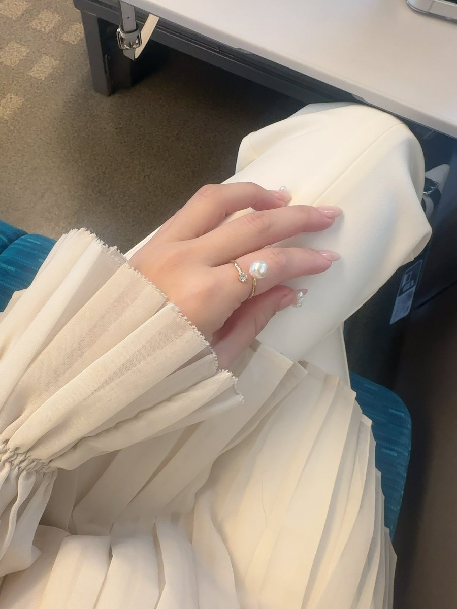 ___ruru_u's tweet photo. anuansのトップスかわいい〜☺️🤍パンツもanuans✌️ https://t.co/FMQJumWxKB