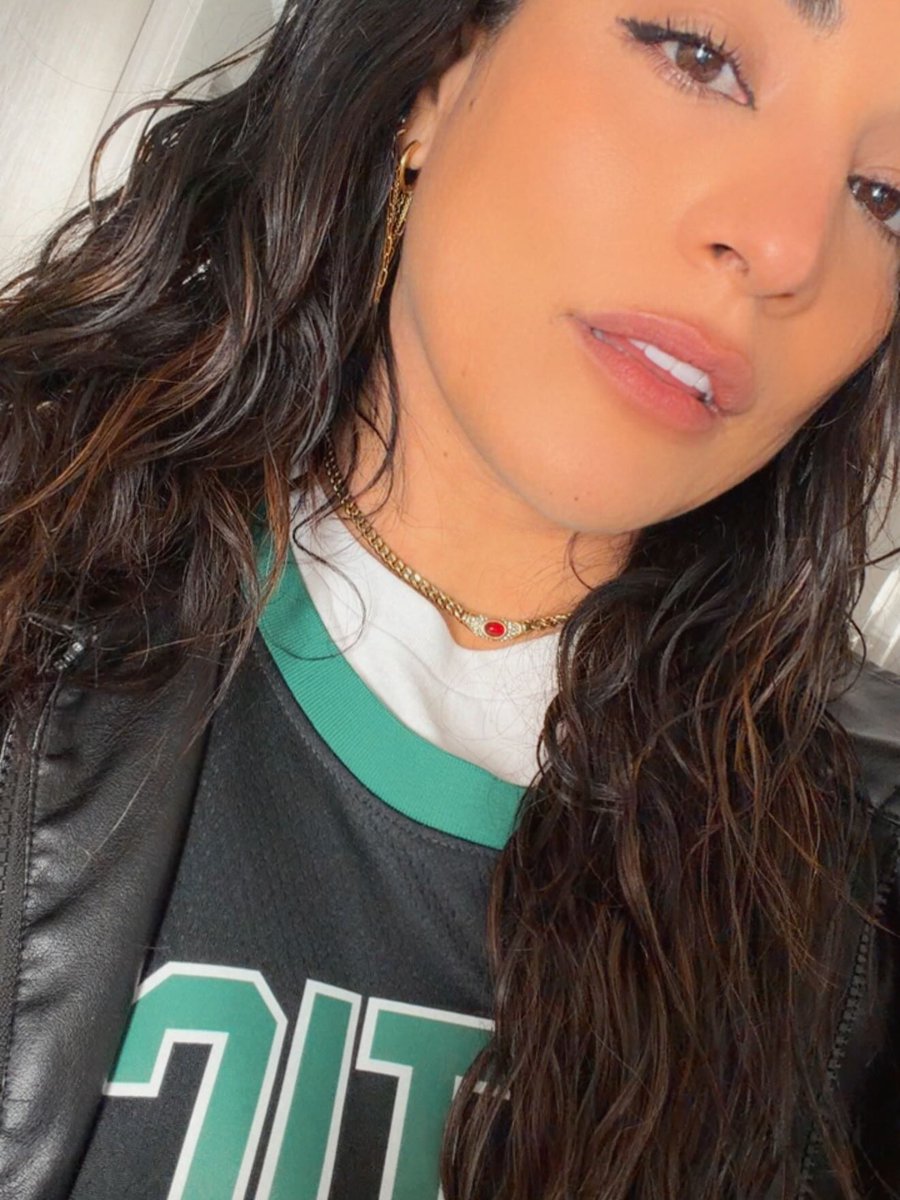 𝐋𝐚𝐝𝐲 𝐃𝐢𝐞𝐬𝐞𝐥. tweet media