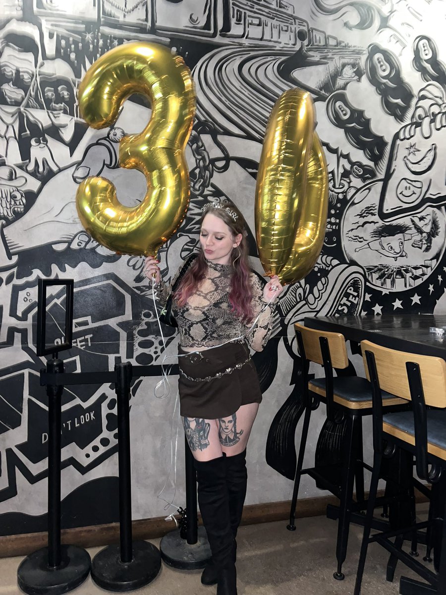 L7🧟‍♀️ tweet media