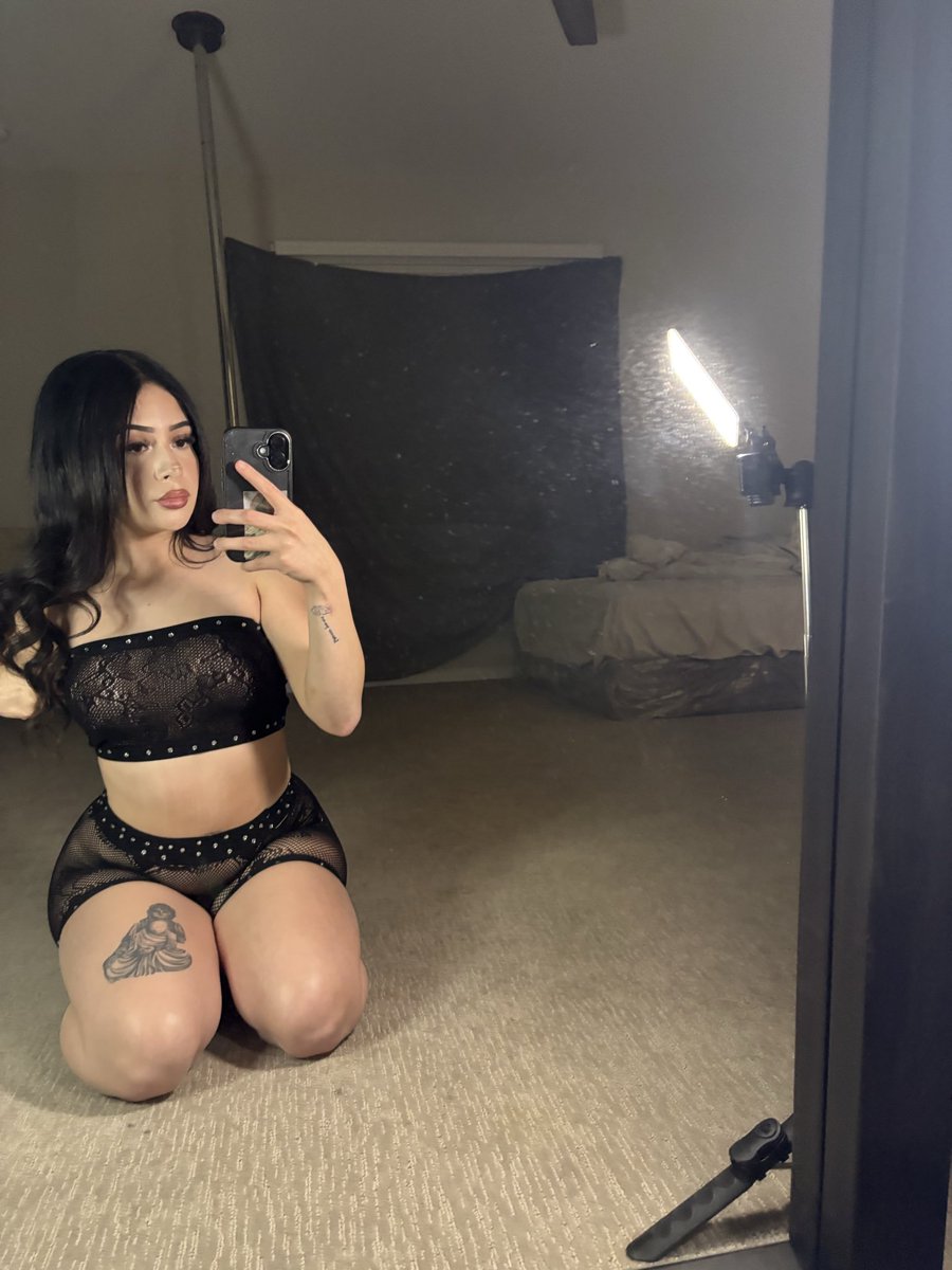 Briibabyy tweet media
